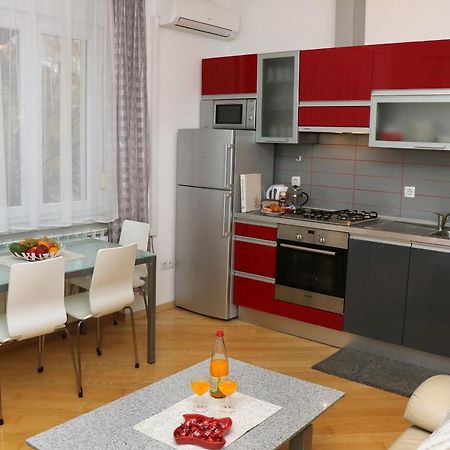 Apartment Elena 1, Zagreb City With Garage Εξωτερικό φωτογραφία