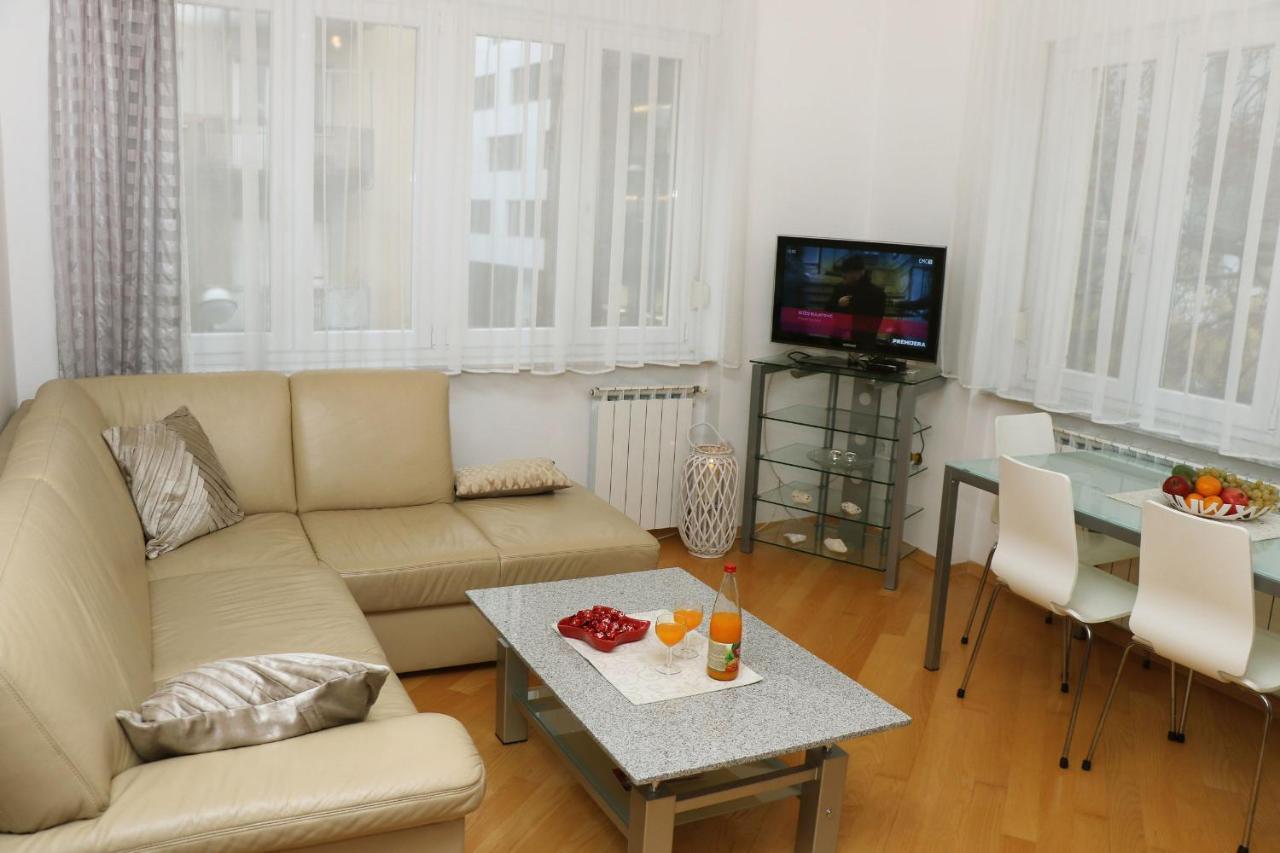 Apartment Elena 1, Zagreb City With Garage Εξωτερικό φωτογραφία