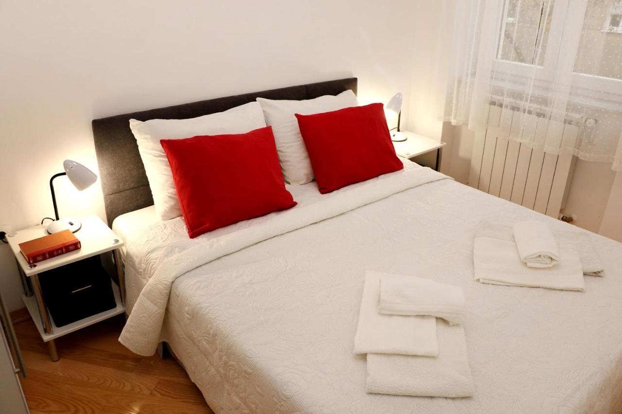 Apartment Elena 1, Zagreb City With Garage Εξωτερικό φωτογραφία